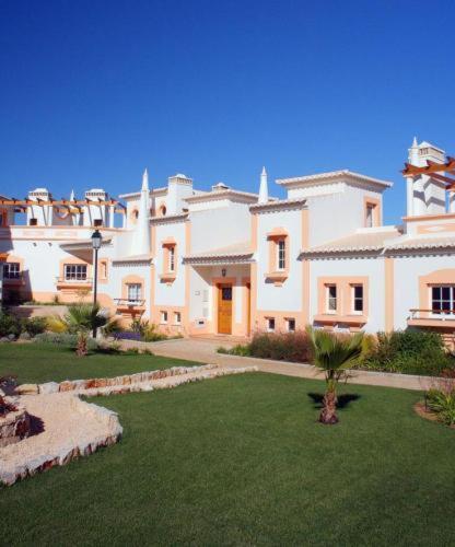 Quinta Da Encosta Velha - Santo Antonio, Villas, Golf &