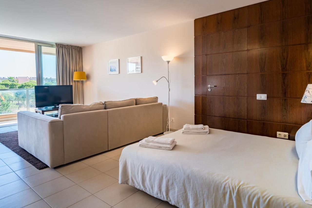 Herdade Dos Salgados By Intiholidays *