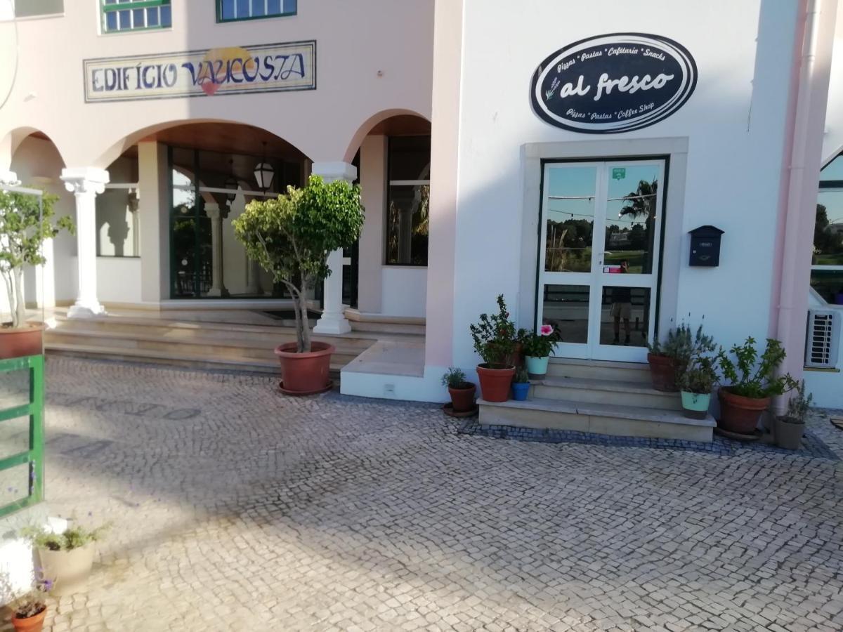 Vau Sea View, T2 Apartment, Close To Beach,ideal For Families Portimão