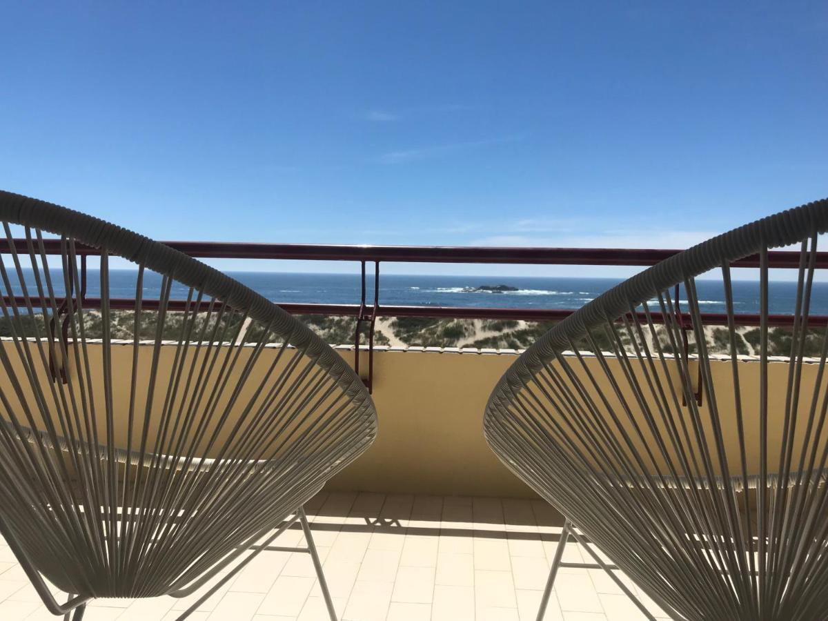 Beachfront With Swimming Pool * Mindelo