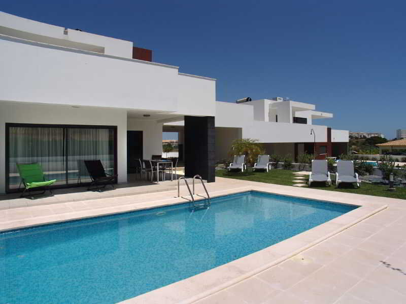Novochoro - Large Garden- Heatable Pool By Dreamvillasalbufeira Villa