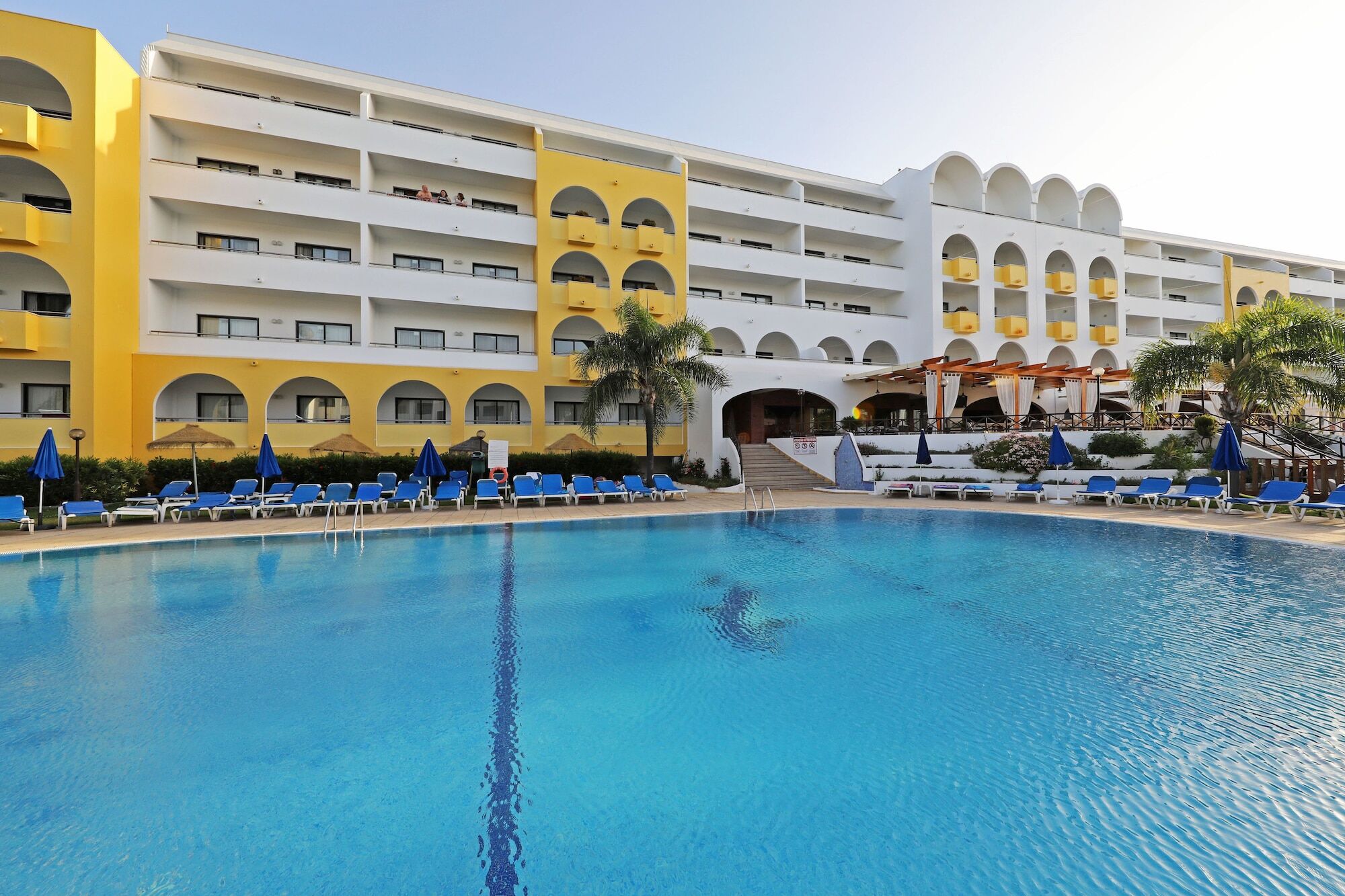 Apartahotel Paladim & Alagoamar