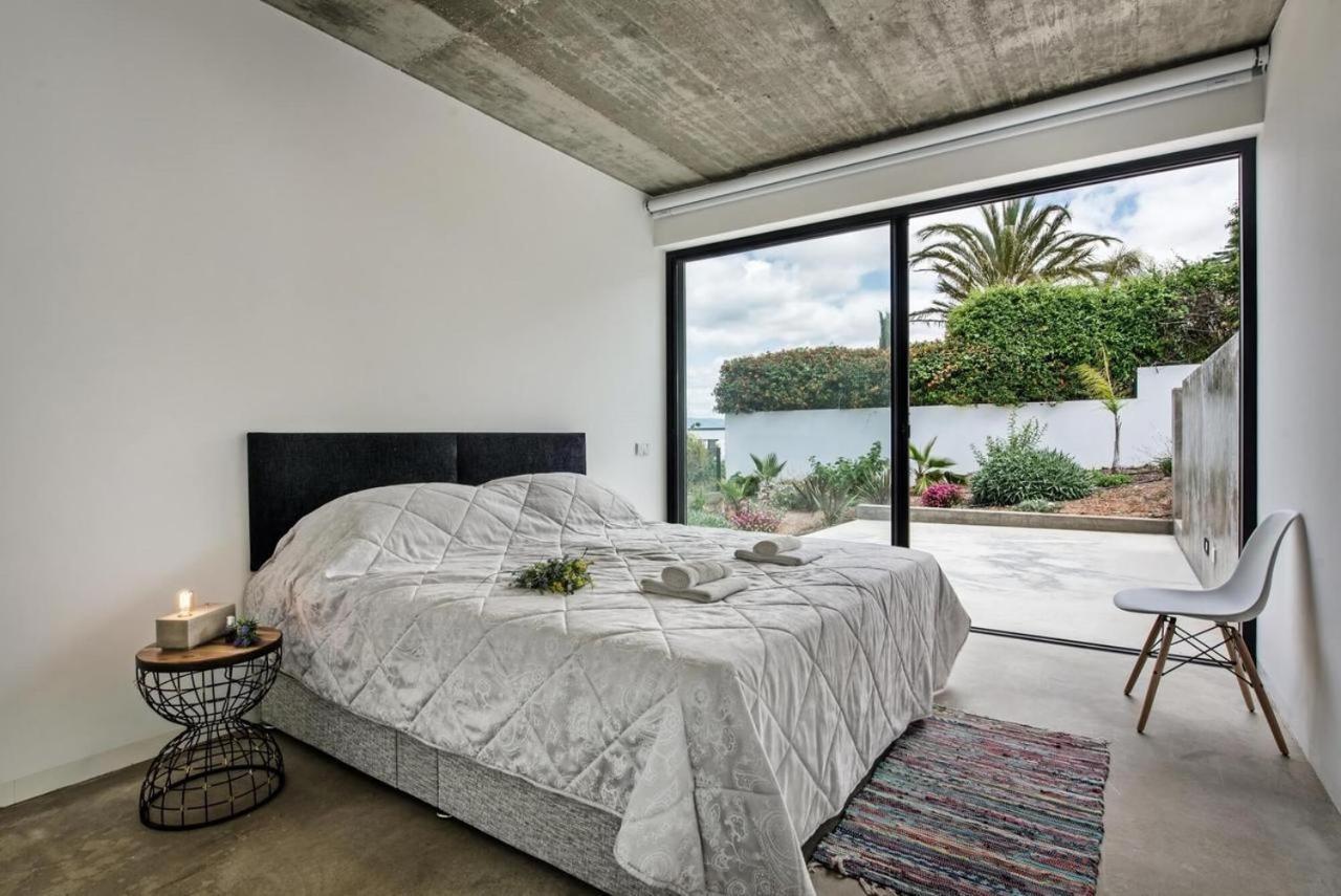 Beau Villa *