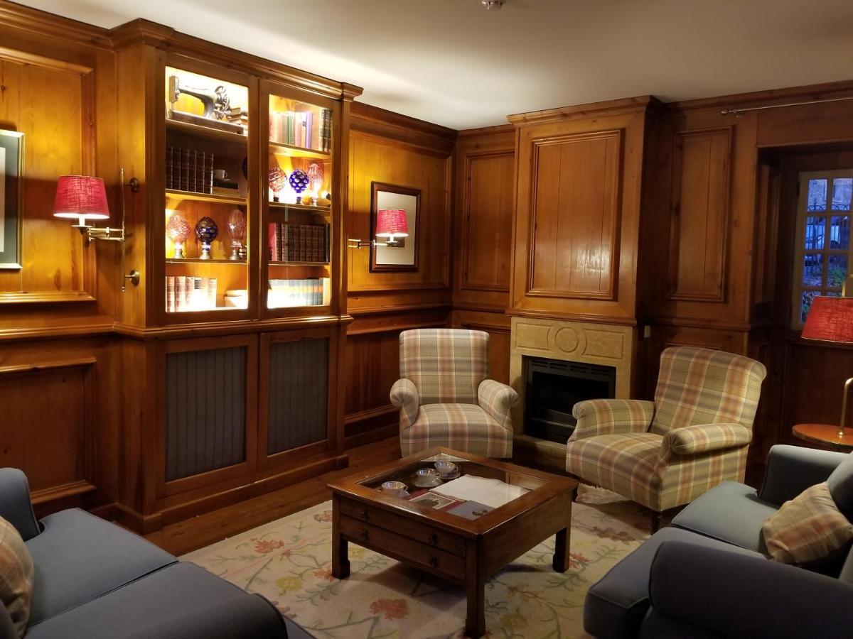 Lawrences Hotel Sintra
