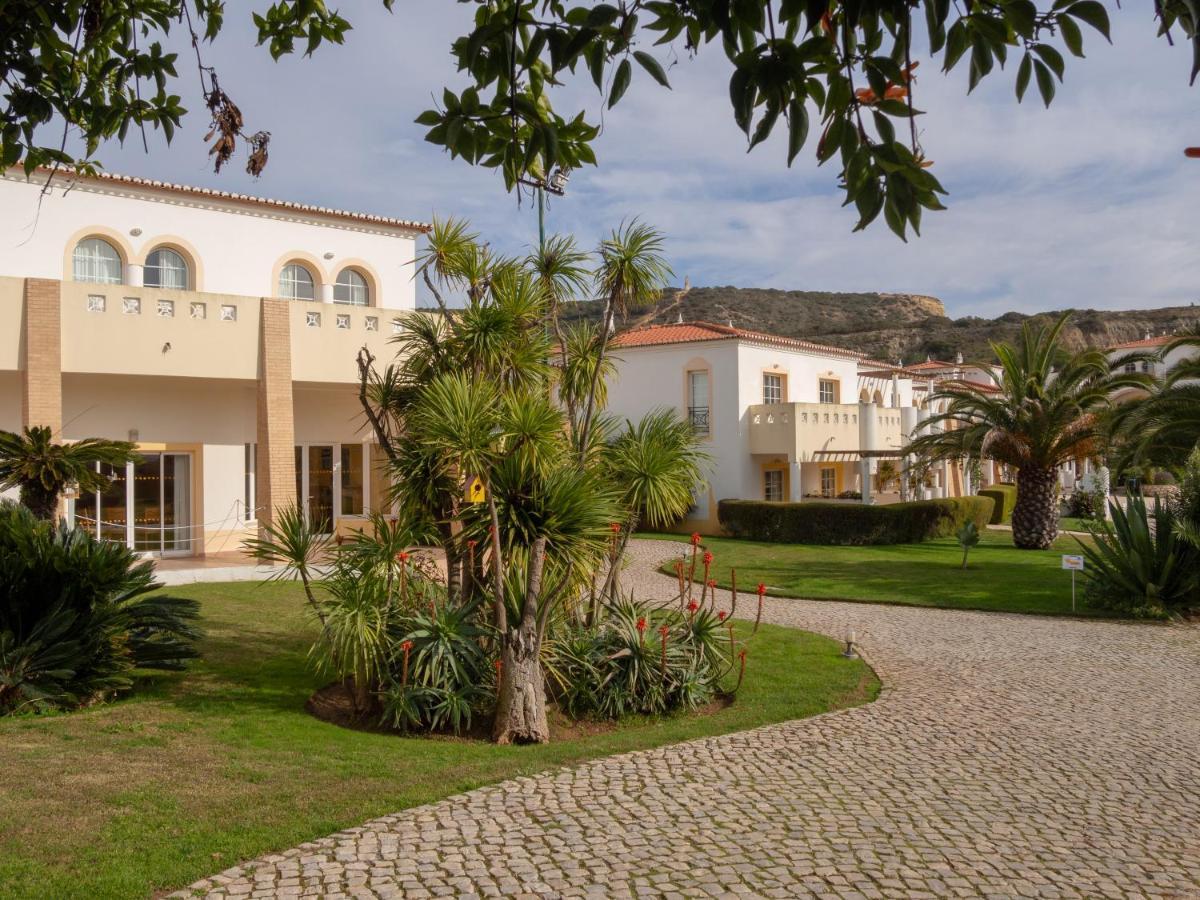 Bay Hotel