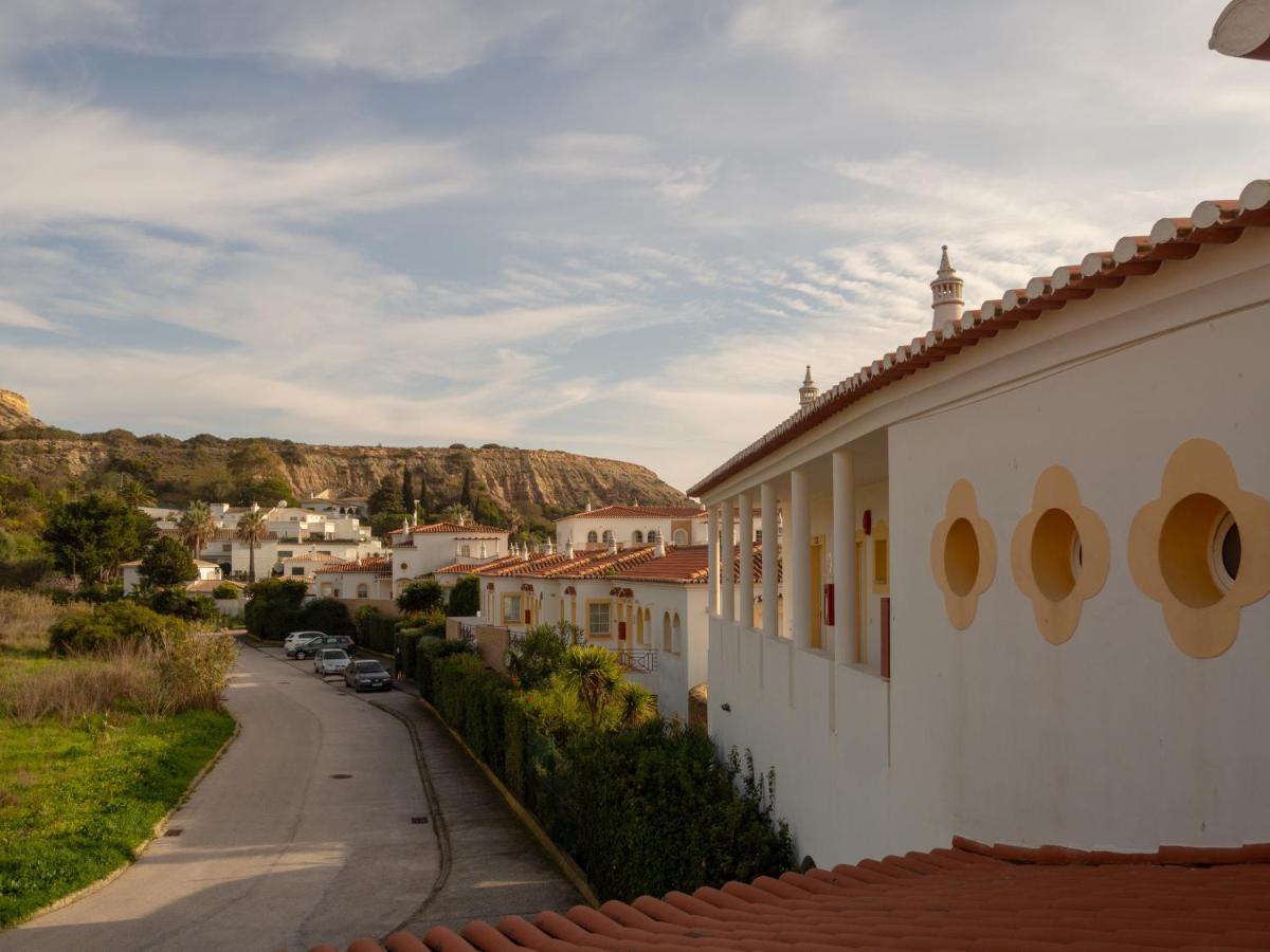 Bay Hotel 4*