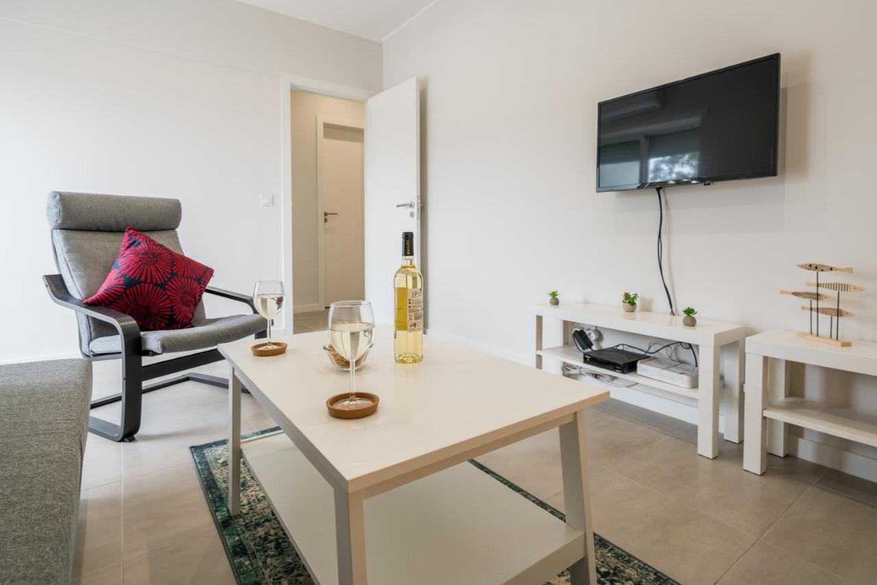 Apartment One Bedroom Seaview Urban Lagos