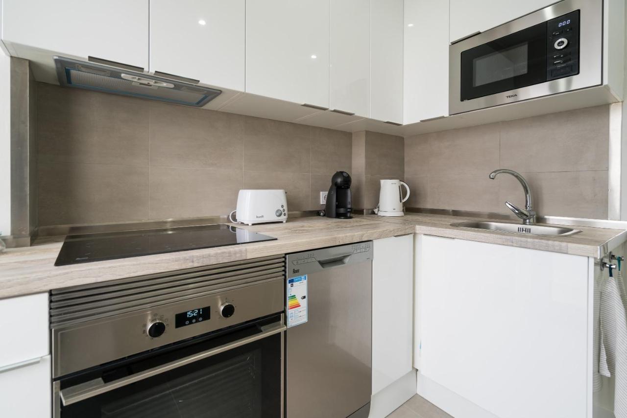 One Bedroom Seaview Urban Apartment