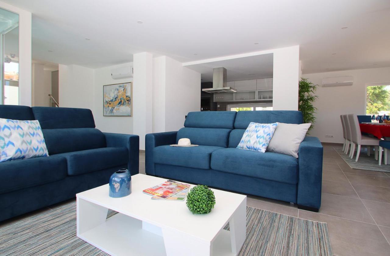 Bonita Brenda By Algarve Vacation Villa