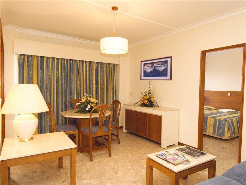 Club Do Vau Apartment