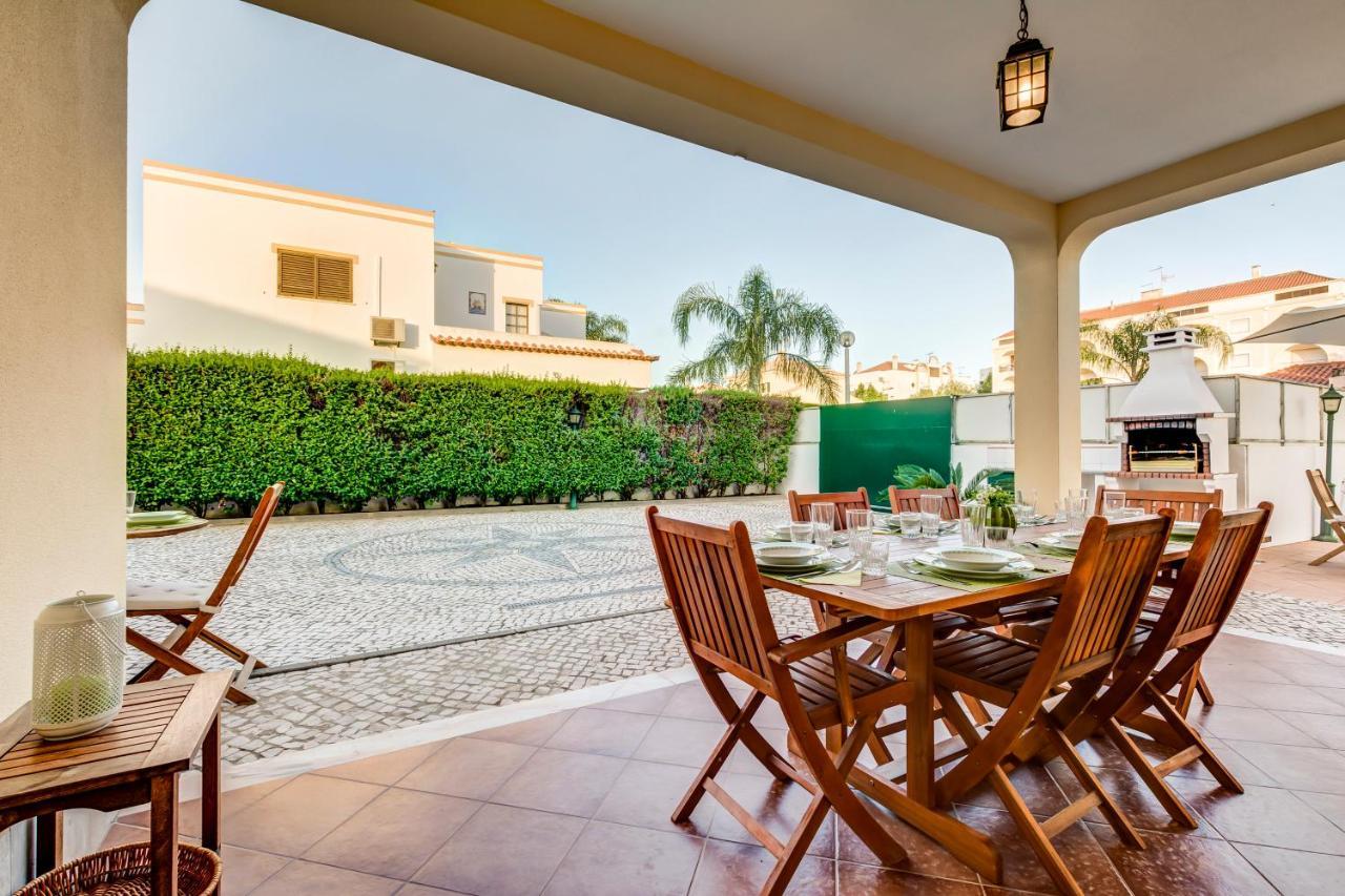 Prime - 5 Suites, Private Pool And Parking, Walk To Altura